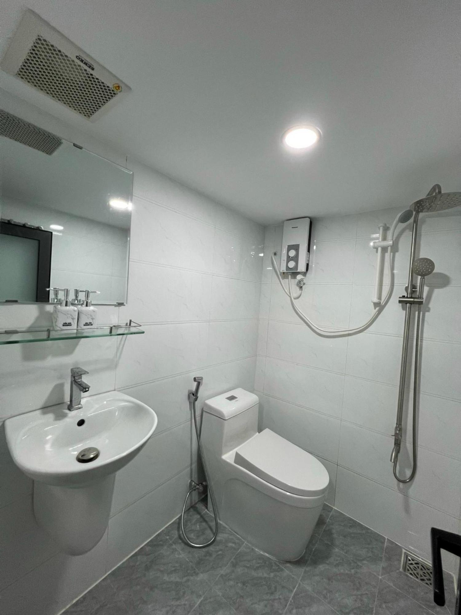 Apartment Stylish City Loft Urban Chic And Central Comfort Ho Chi Minh City